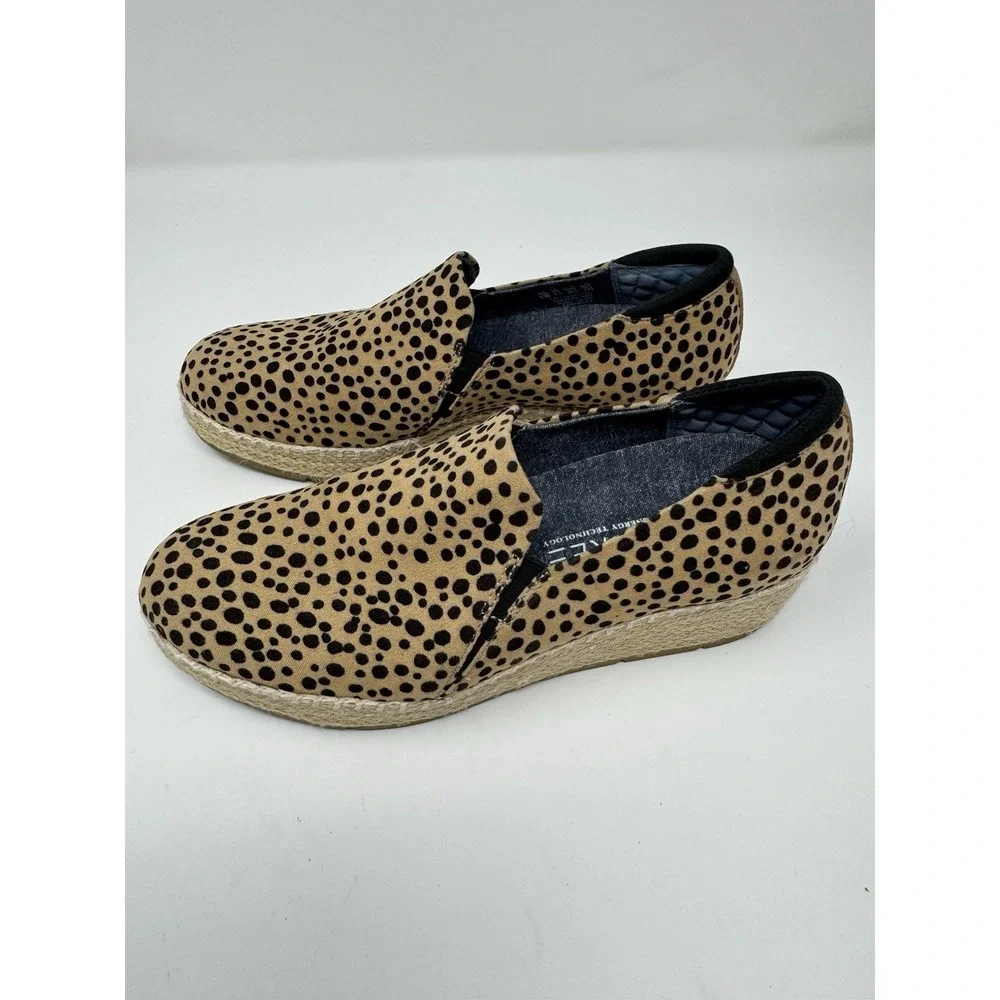 Dr. Scholls  Be Free Slip on Women Shoes Espadrilles Cheetah Print Size 6.5‎ M